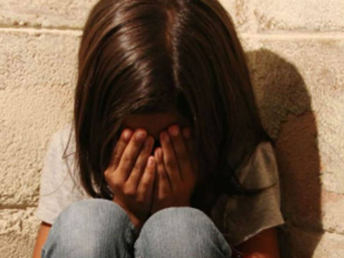 orrore in francia ex insegnante accusato di 89 stupri su minori da Ilgiornale.it orrore in francia ex insegnante accusato di 89 stupri su minori