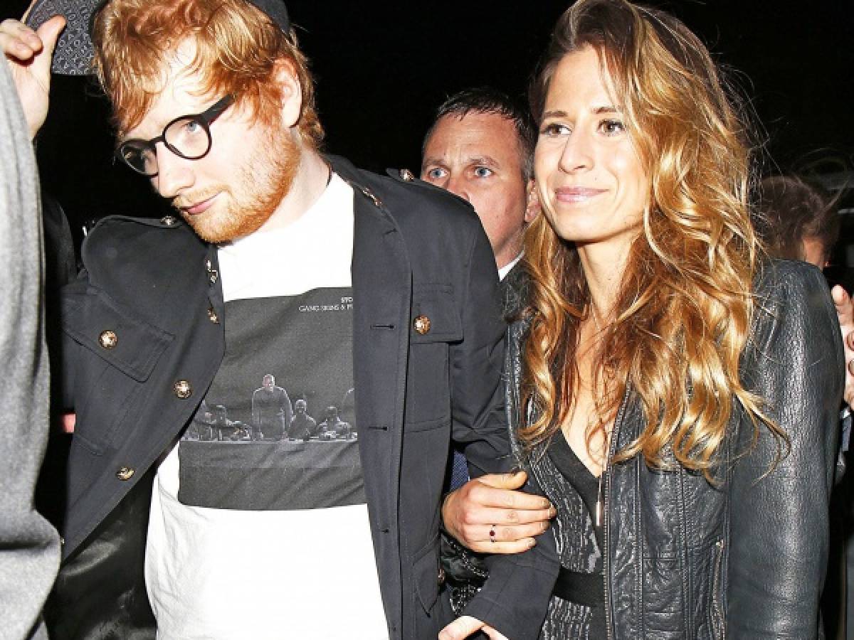 Ed Sheeran, la verità sulle nozze con Cherry Seaborn nel videoclip "Put