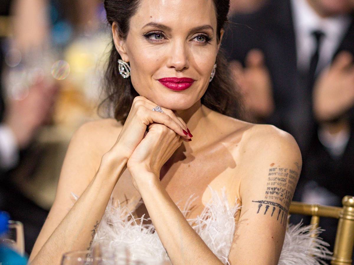 Angelina Jolie: "Ho trascorso gli ultimi due mesi in ospedale con le mie  figlie" - ilGiornale.it