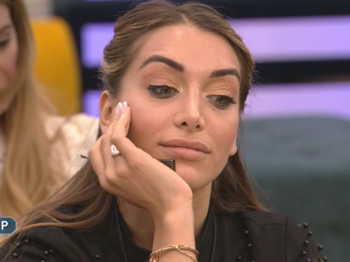 Gf Vip, Elisa De Panicis &quot;smaschera&quot; Andrea Denver &quot;Mi ha chiesto di