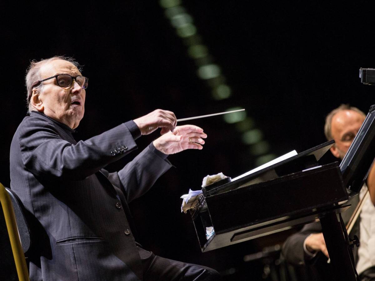 con partenope morricone mostr242 il suo lato lirico quasi visionario da Ilgiornale.it con partenope morricone mostr242 il suo lato lirico quasi visionario