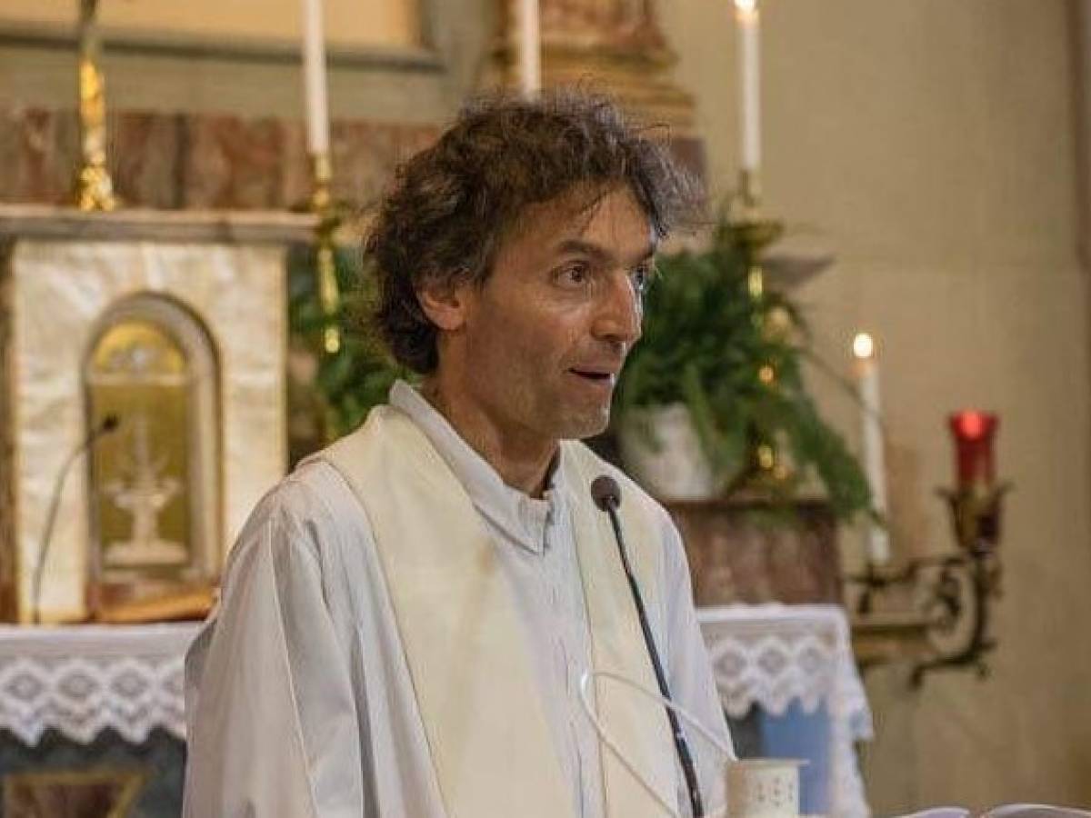 vaticano via libera alla beatificazione di don roberto malgesini chi era il prete ucciso da un senzatetto da Ilgiornale.it vaticano via libera alla beatificazione di don roberto malgesini chi era il prete ucciso da un senzatetto