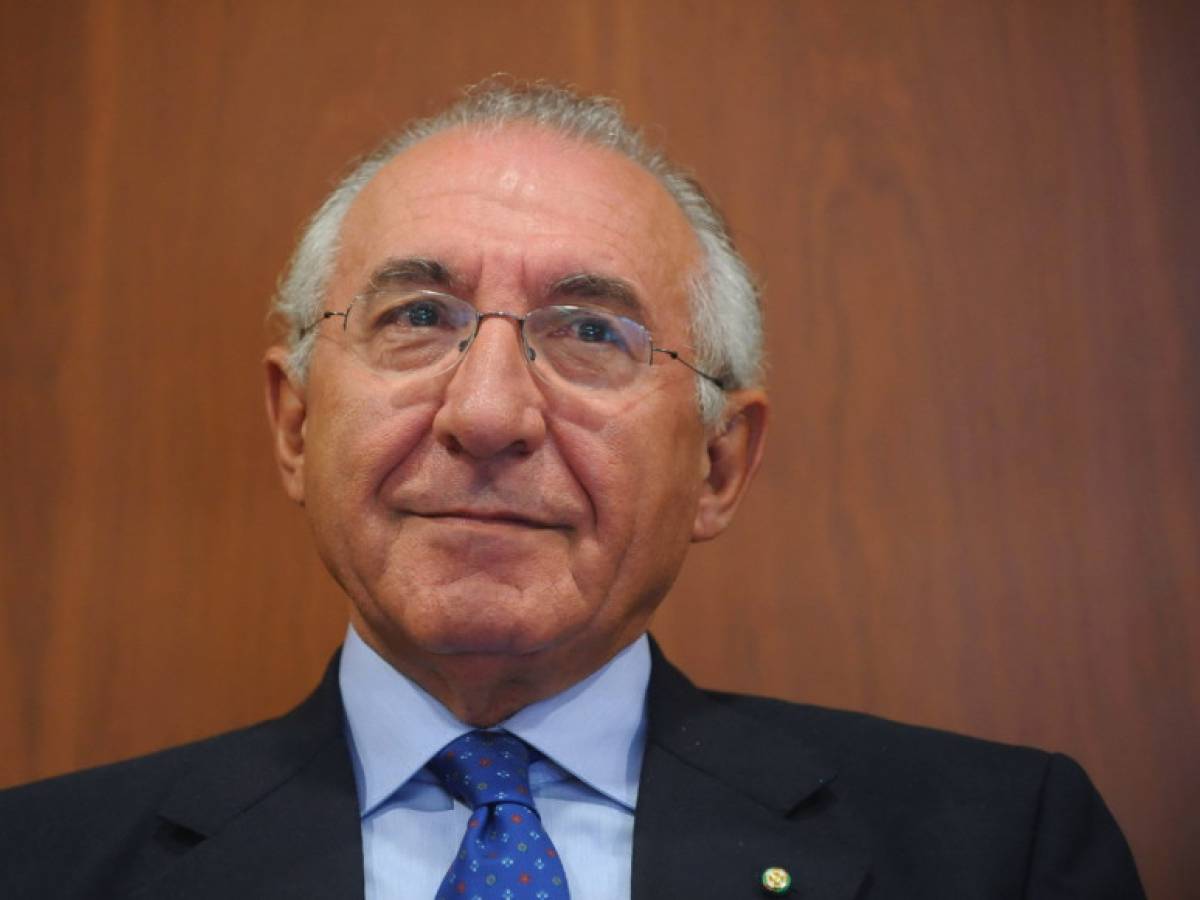 il garante resiste restiamo in carica le spese extra stornate in busta paga da Ilgiornale.it il garante resiste restiamo in carica le spese extra stornate in busta paga