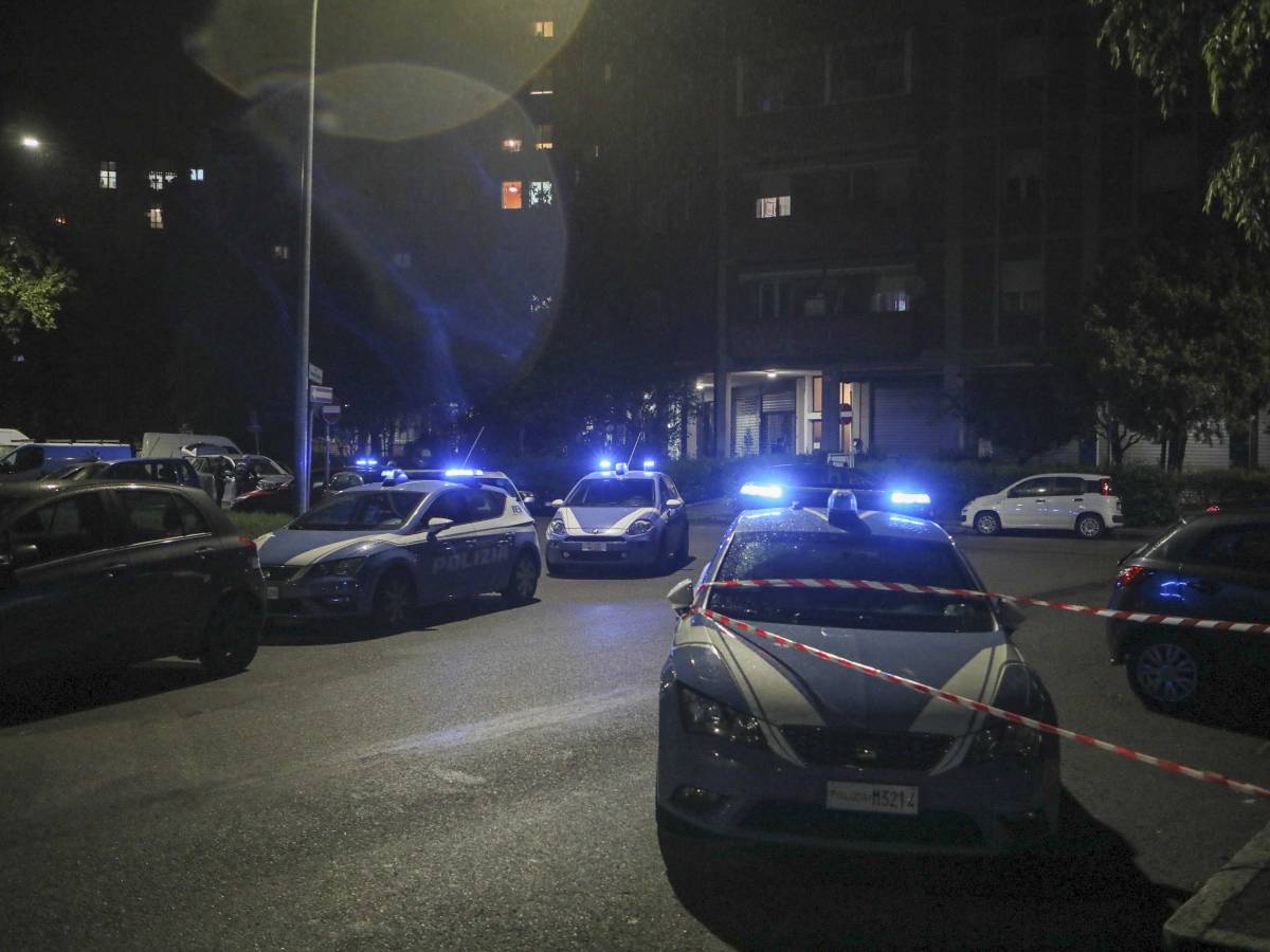 d224 in escandescenze viene ammanettato davanti ai sanitari e ha un malore morto 43enne marocchino da Ilgiornale.it d224 in escandescenze viene ammanettato davanti ai sanitari e ha un malore morto 43enne marocchino