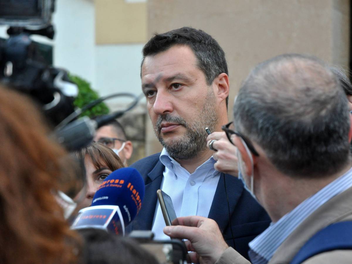 Open Arms, i pm insistono. "Ma le accuse a Salvini sono già state smontate"