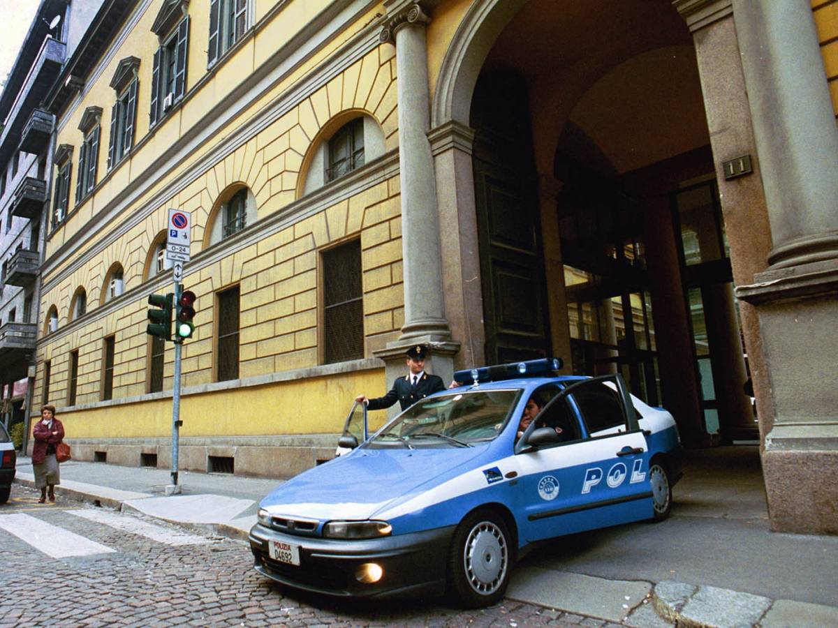 le raccolte fondi i clandestini e i fratelli musulmani chi 232 uno degli egiziani arrestati a milano da Ilgiornale.it le raccolte fondi i clandestini e i fratelli musulmani chi 232 uno degli egiziani arrestati a milano