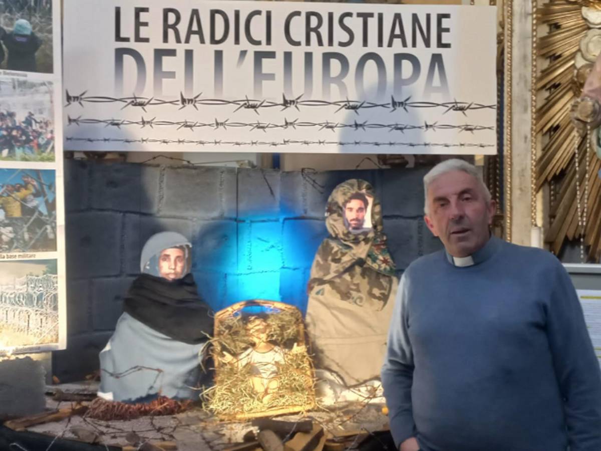 I profughi e il filo spinato: il presepe di denuncia di Pisa 