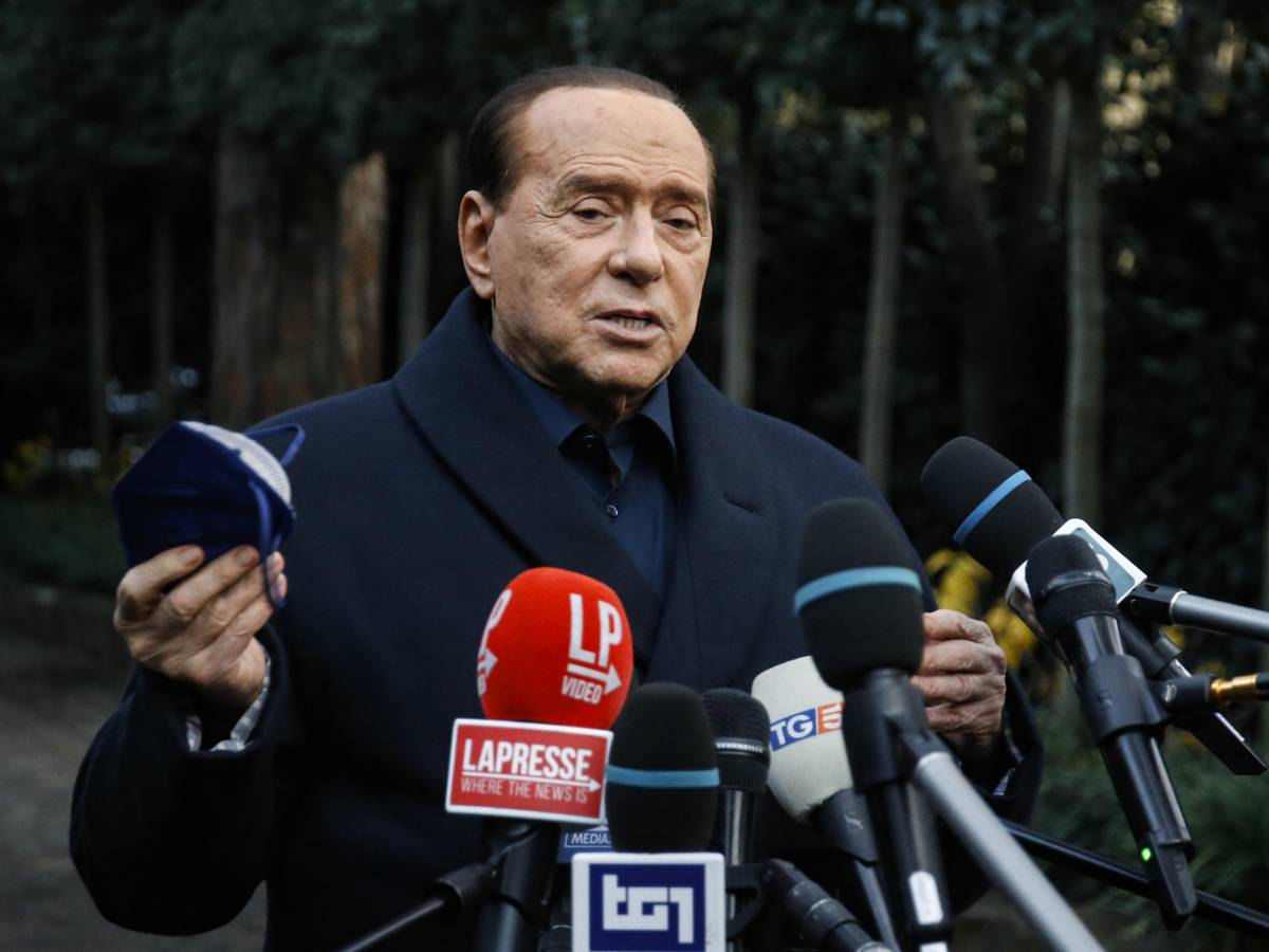 Il Giornale Politica: Weber: "Berlusconi al Colle? Ha il pieno sostegno del Ppe"