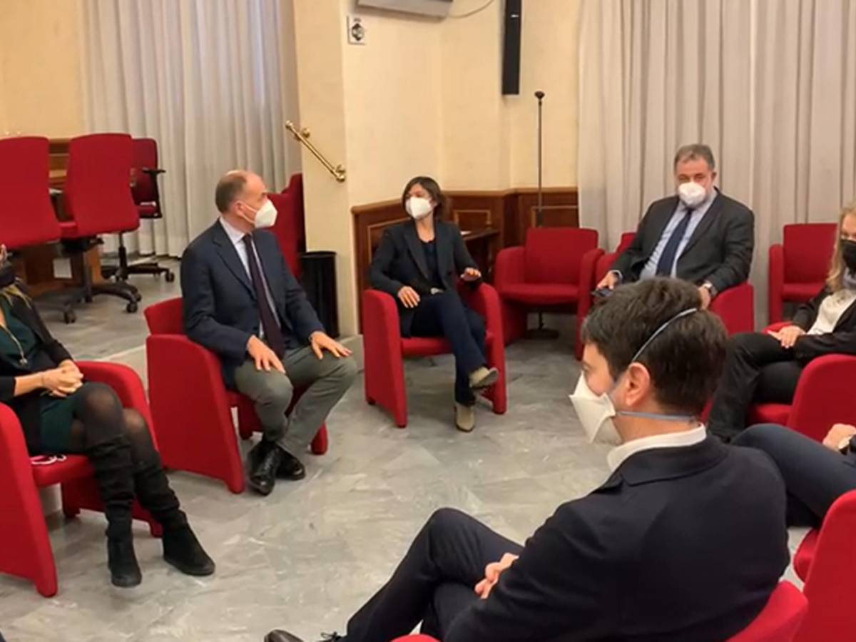 Il cerchio rosso.  Quella seduta da auto-analisi Il cerchio rosso.  Quella seduta da auto-analisi