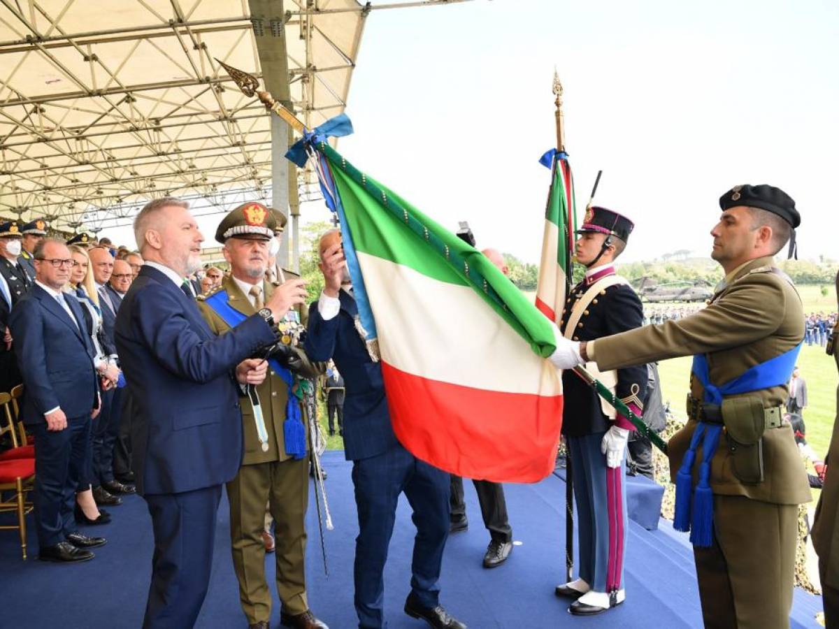 L'impegno dell'Esercito in Patria e all'estero durante il periodo