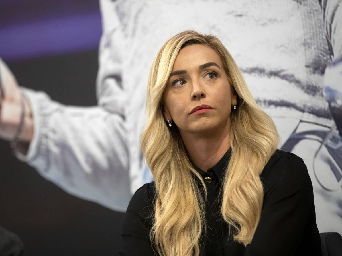 il presepe in un altro palazzo cos236 salis ha sfrattato ges249 bambino dal comune di genova