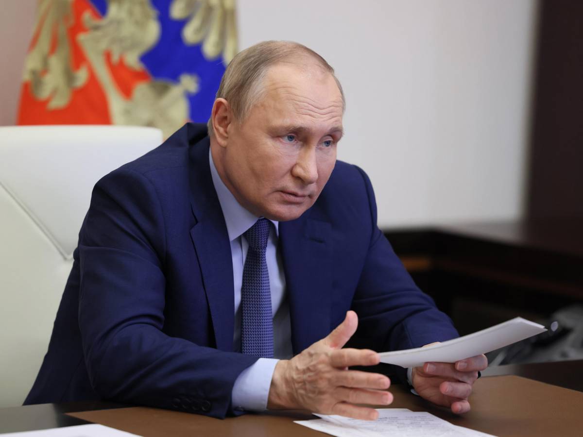 “La escolta recoge sus heces…”: La temeraria conmoción de Putin