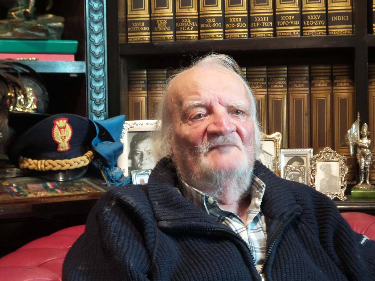 Addio a Bruno Contrada, aveva 94 anni. Dopo le sue vicende giudiziarie diceva: "Sono già morto" Addio a Bruno Contrada, aveva 94 anni. Dopo le sue vicende giudiziarie diceva: "Sono già morto"