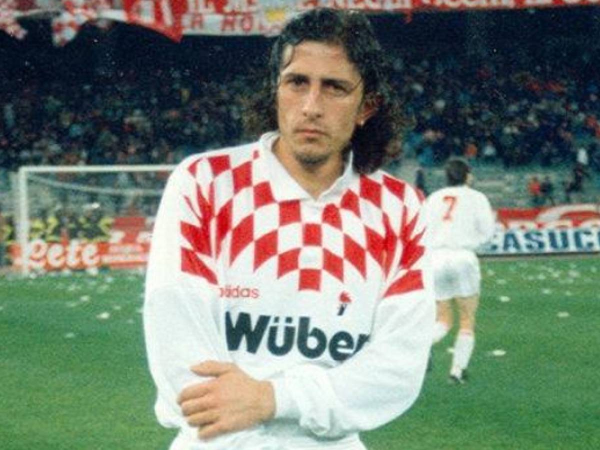 lutto nel mondo del calcio addio a igor protti da Ilgiornale.it lutto nel mondo del calcio addio a igor protti