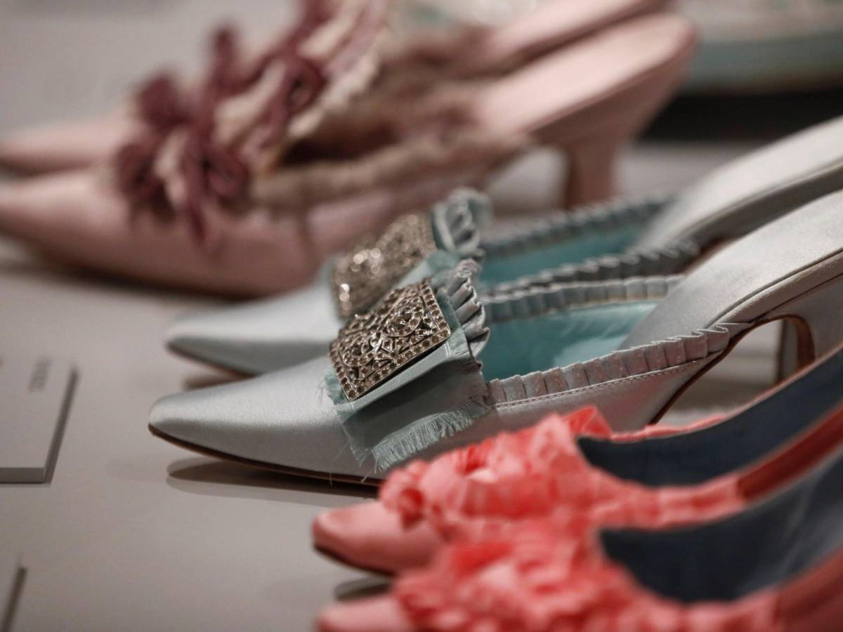 Le scarpe di "Sex and the city" sbarcano in Cina. Manolo Blahnik vince la causa (dopo 22 anni