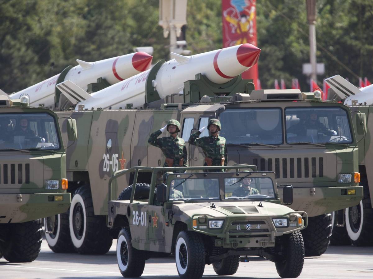 missili ipersonici siti di lancio e foto satellitari svelati i piani della cina 200 una nuova corsa agli armamenti da Ilgiornale.it missili ipersonici siti di lancio e foto satellitari svelati i piani della cina 200 una nuova corsa agli armamenti