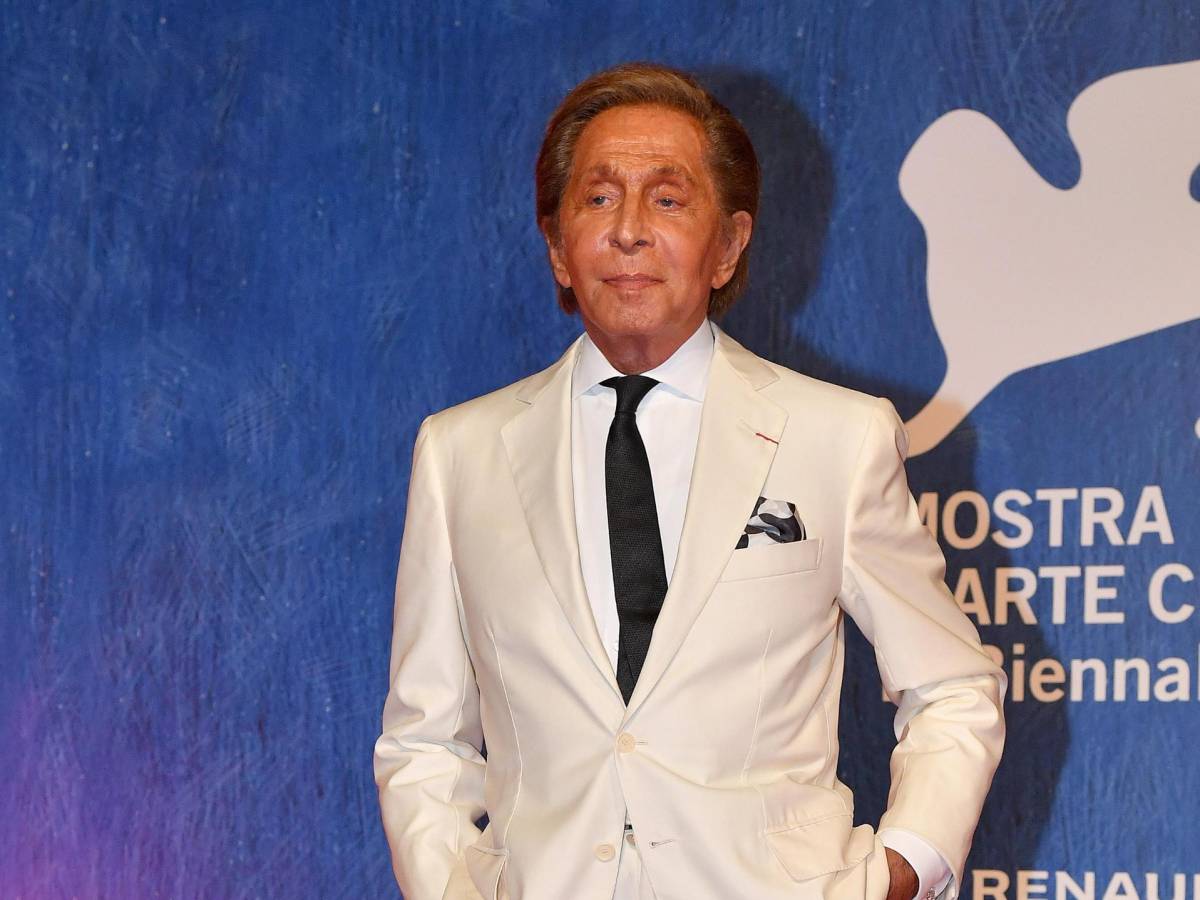 addio allo stilista valentino il re della moda italiana da Ilgiornale.it addio allo stilista valentino il re della moda italiana
