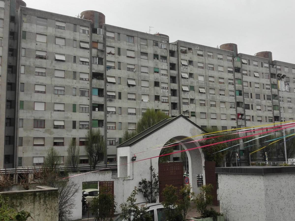 “Daremo battaglia”. Scontro tra Regione e toghe per l’assegnazione di una casa popolare a stranieri “Daremo battaglia”. Scontro tra Regione e toghe per l’assegnazione di una casa popolare a stranieri