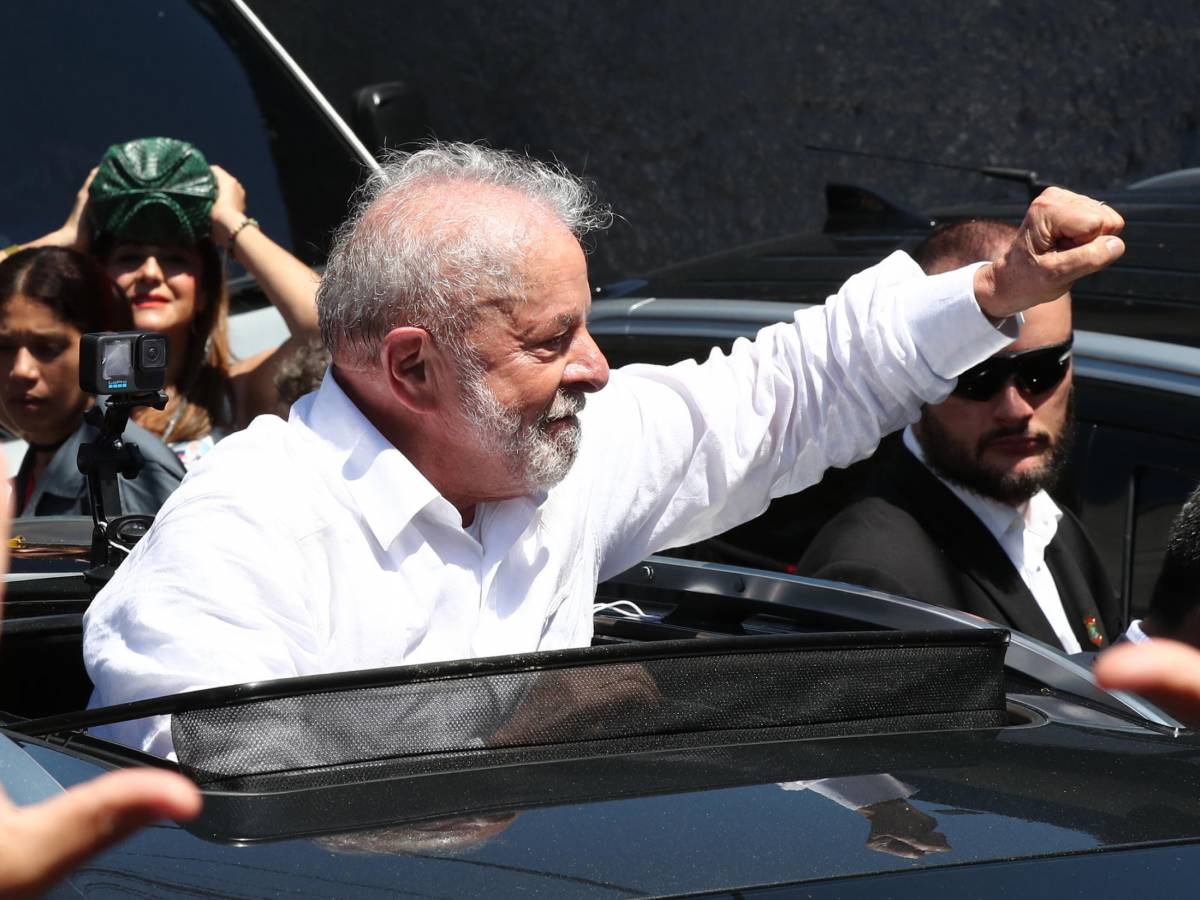 Brasile Spaccato: Lula Batte Bolsonaro Per Un Soffio - Il Giornale