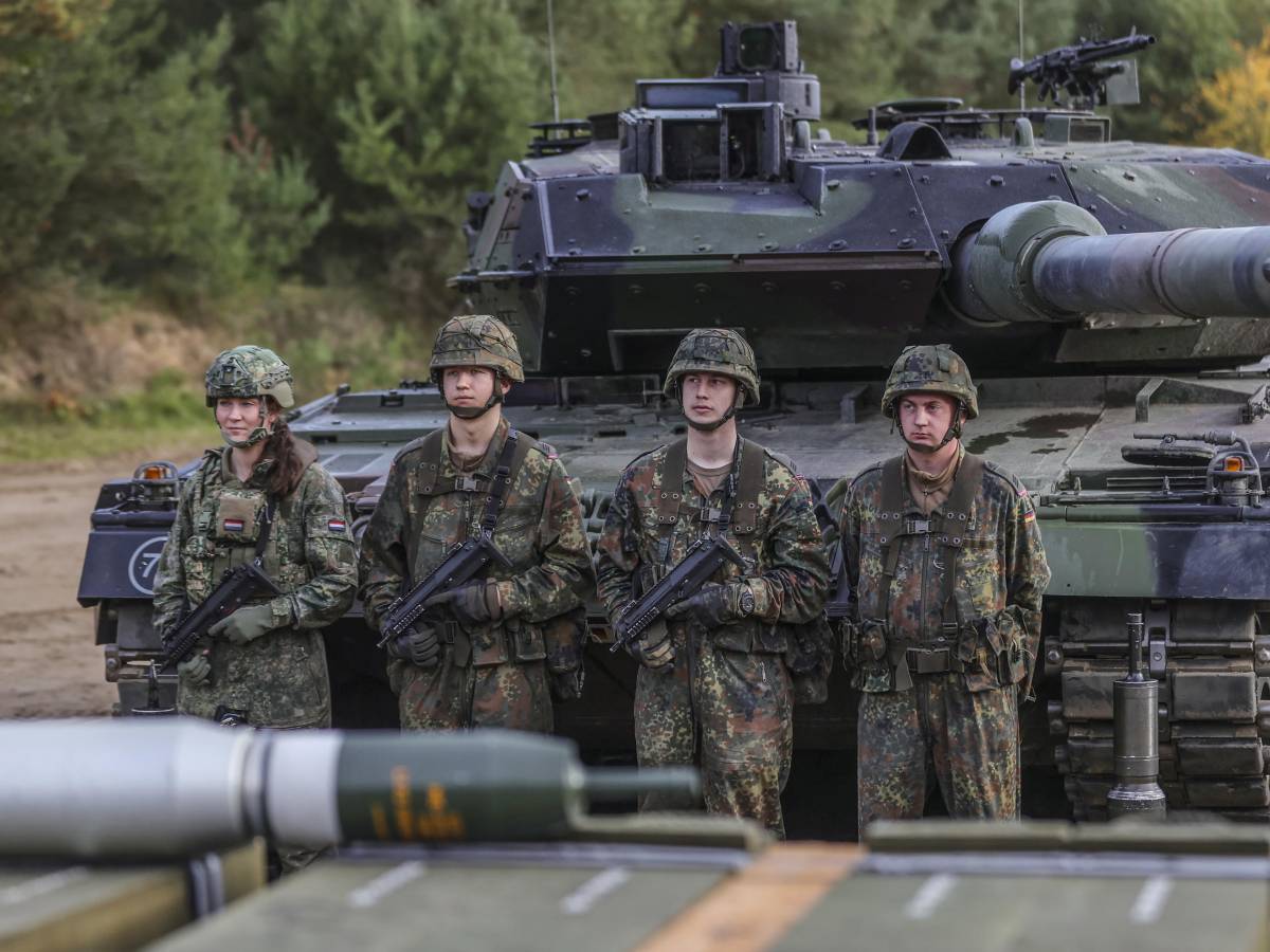 amministrazione militare pronta alla guerra il piano che rilancia l esercito della germania da Ilgiornale.it amministrazione militare pronta alla guerra il piano che rilancia l esercito della germania