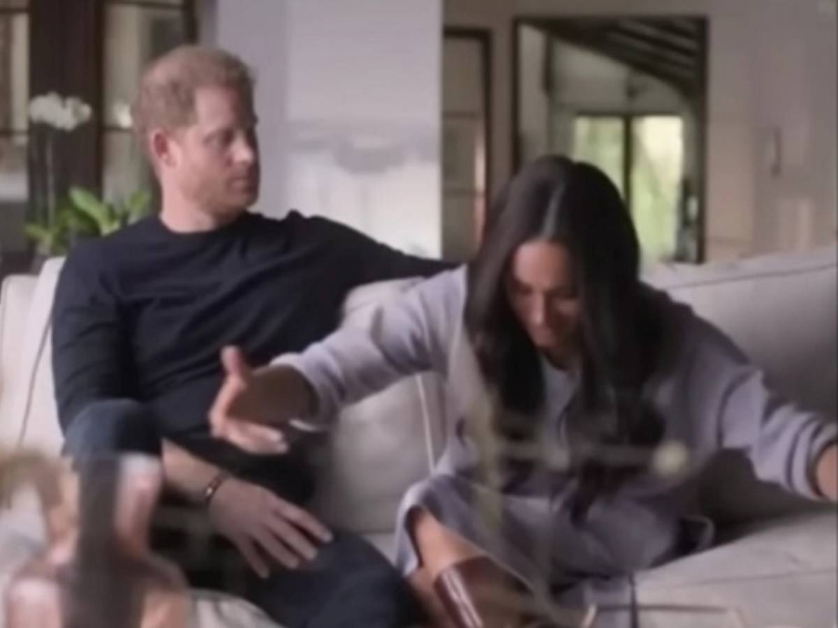  Facevo Cos L inchino farsa Di Meghan Alla Regina Fa Infuriare Gli 
