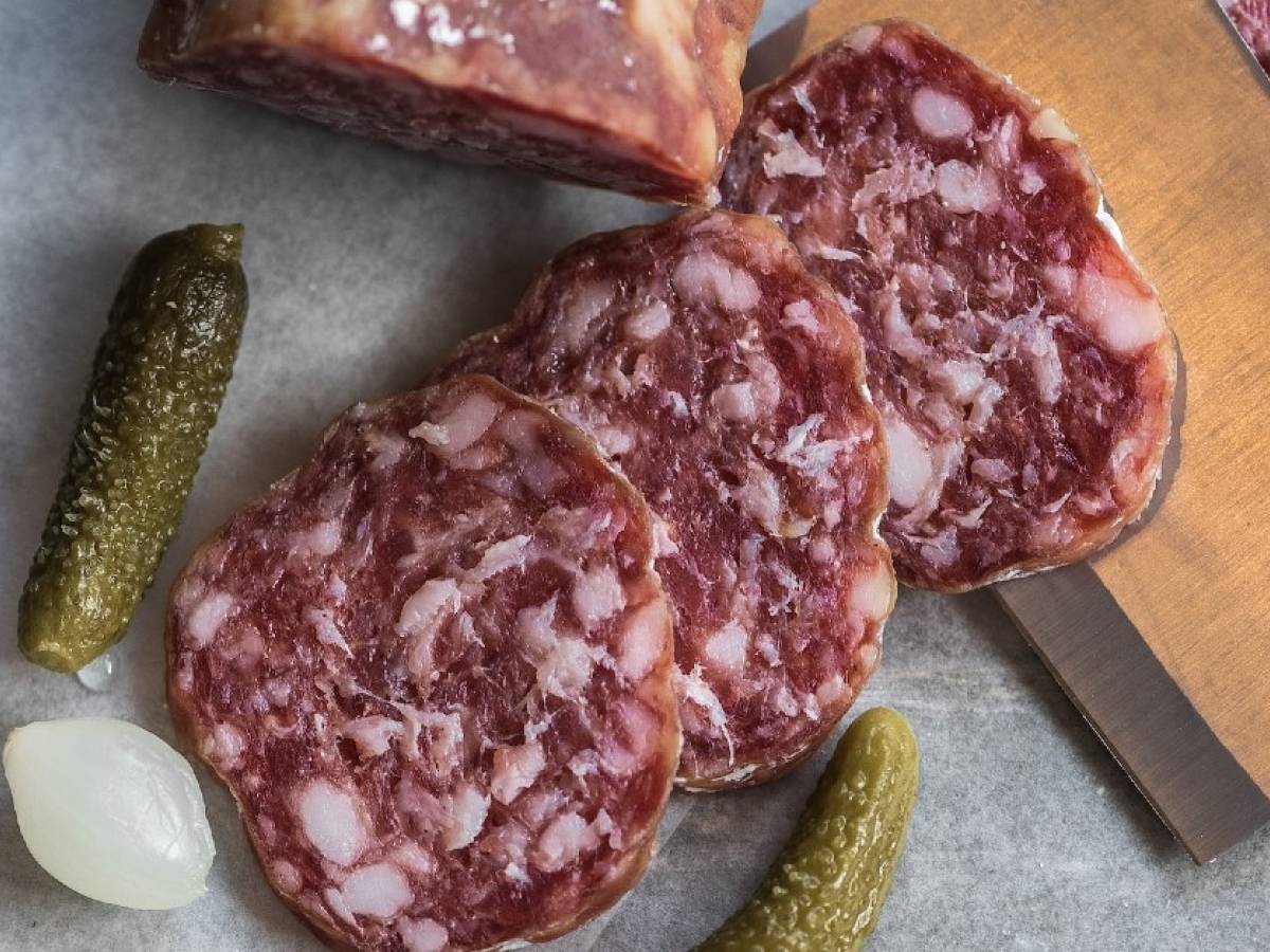 Salame Felino IGP, allarme salmonella, tre marchi richiamati: quali evitare per non correre rischi