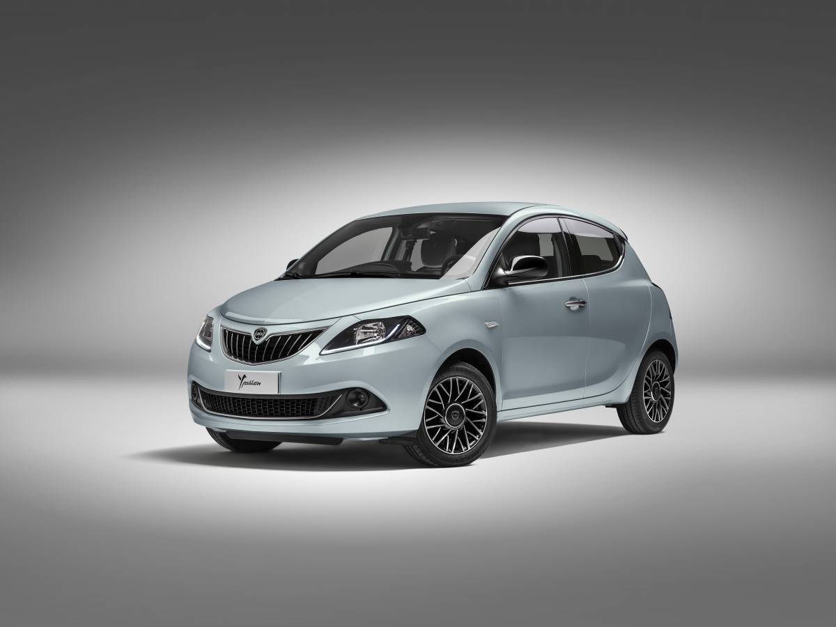 Lancia Ypsilon 2023