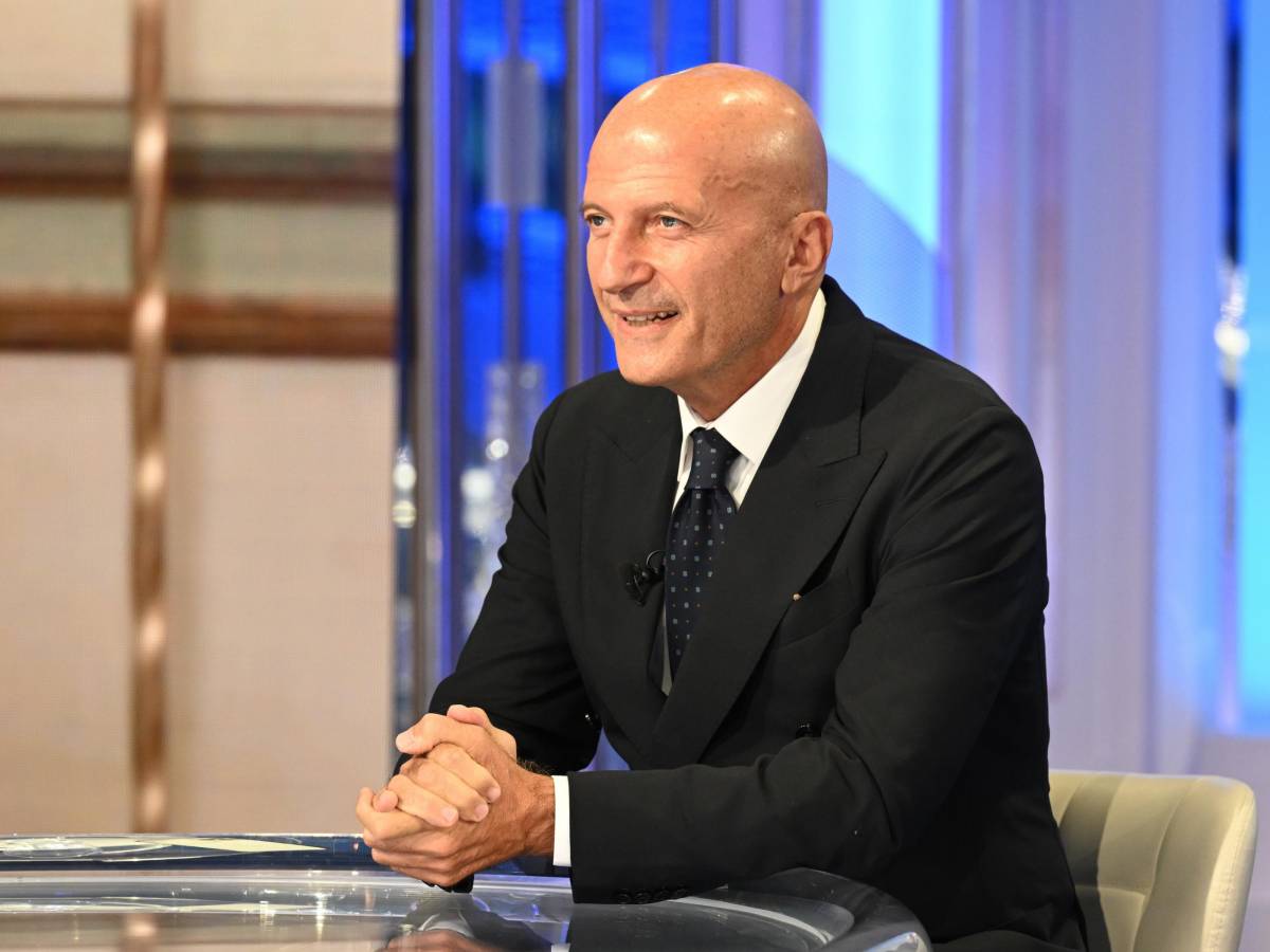 il corriere prende lucciole per lanterne su una notizia del giornale il messaggio di vannacci era per bonelli non per renzi da Ilgiornale.it il corriere prende lucciole per lanterne su una notizia del giornale il messaggio di vannacci era per bonelli non per renzi