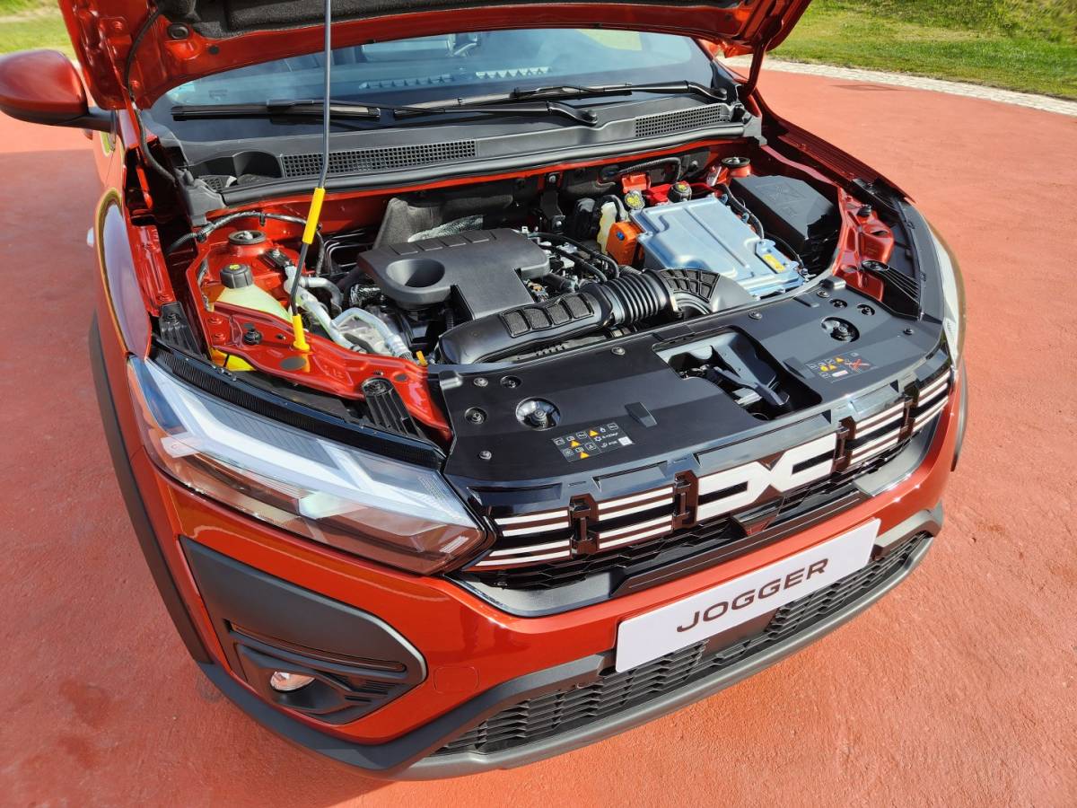 Dacia Jogger Hybrid: il motore