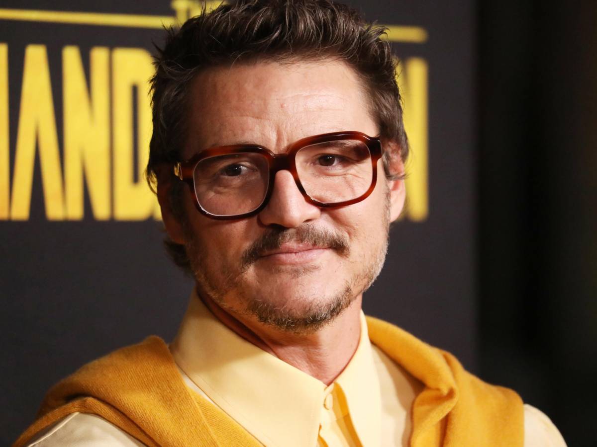 tocco fuori luogo perch233 l attore pedro pascal 232 finito nella bufera