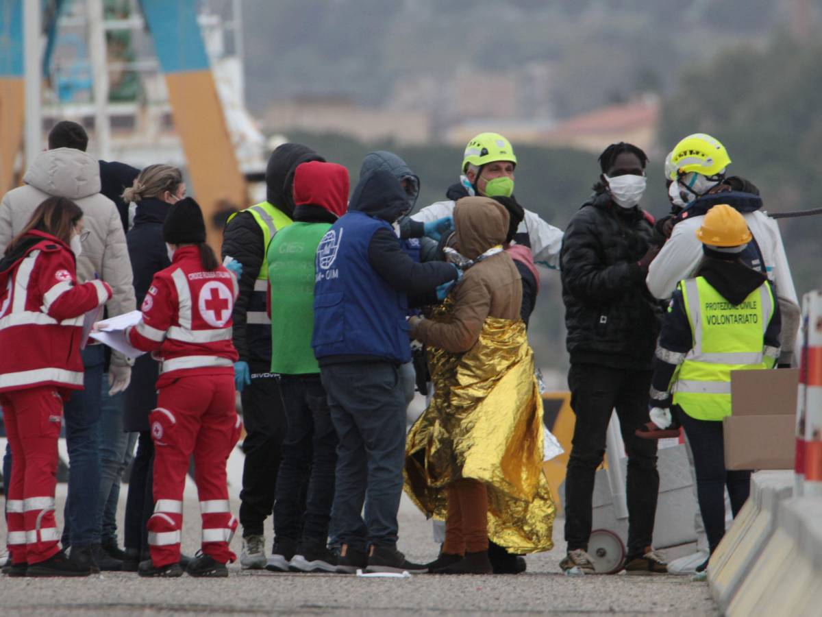 “These immigrants arrive by plane.”  Malta accuses a Syrian airline