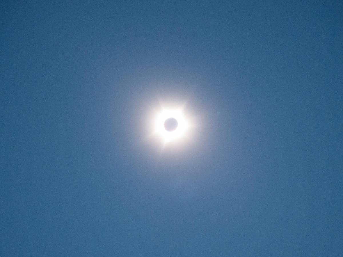 arriva la tripla eclissi in agenda tre spettacolari appuntamenti col sole