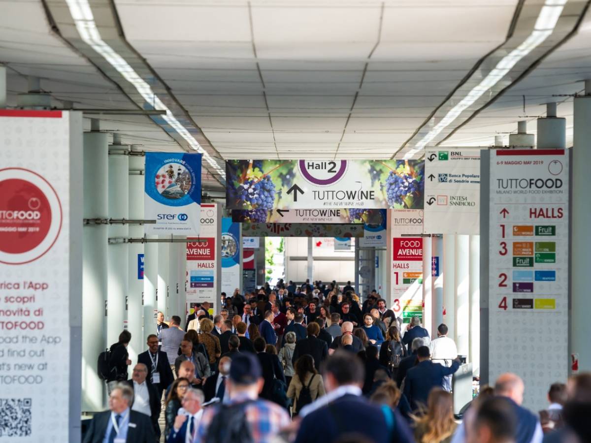 Sulla Milano Roma sfreccia l Sulla Milano Roma sfreccia l