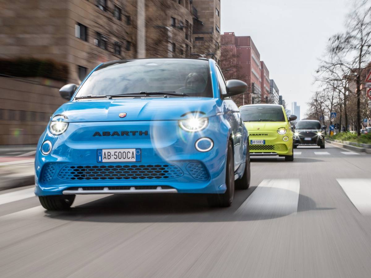 Abarth 500E: tutte le foto della nuova sportiva 2