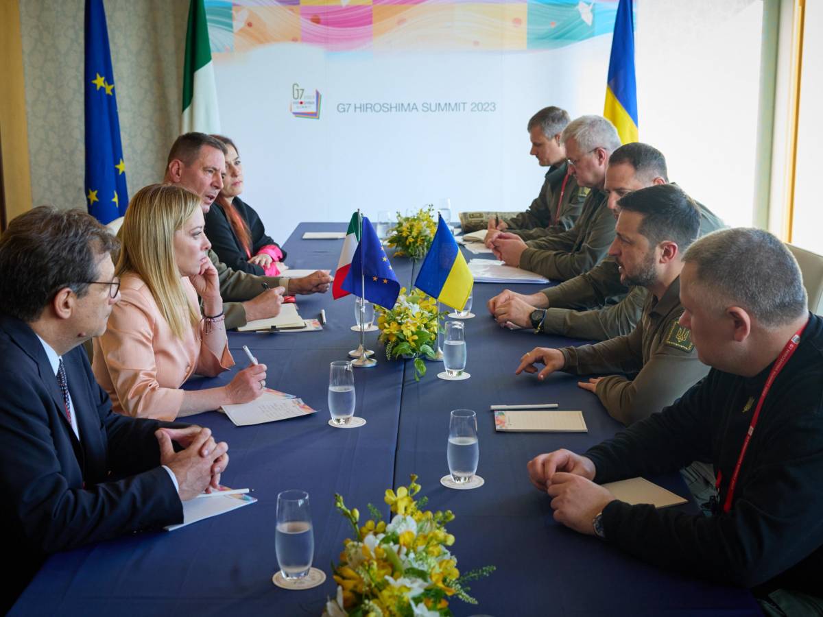 Dialogo e difesa aerea come è andato il faccia a faccia MeloniZelensky al G7 il Giornale