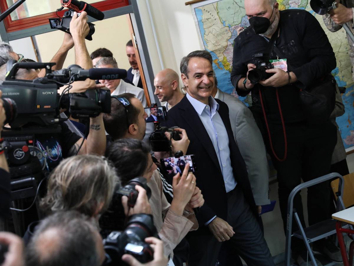 Elezioni in Grecia, lo spoglio in diretta destra avanti il Giornale