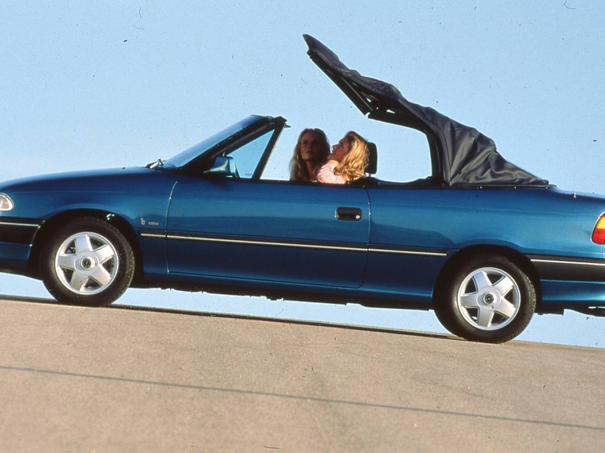 Opel astra cabrio capote