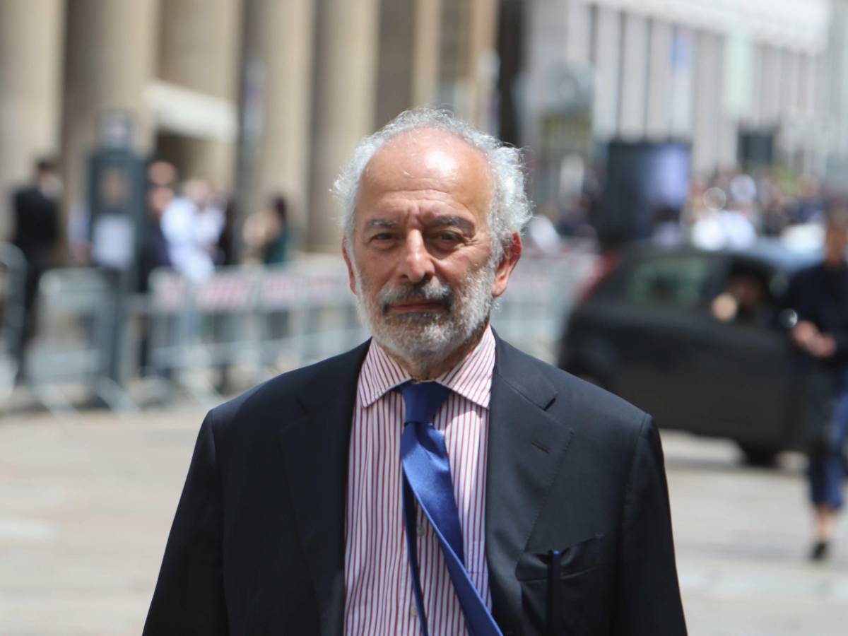 Cori fascisti a Parma, Lerner accusa: "Chissà in quante altre sedi" Cori fascisti a Parma, Lerner accusa: "Chissà in quante altre sedi"