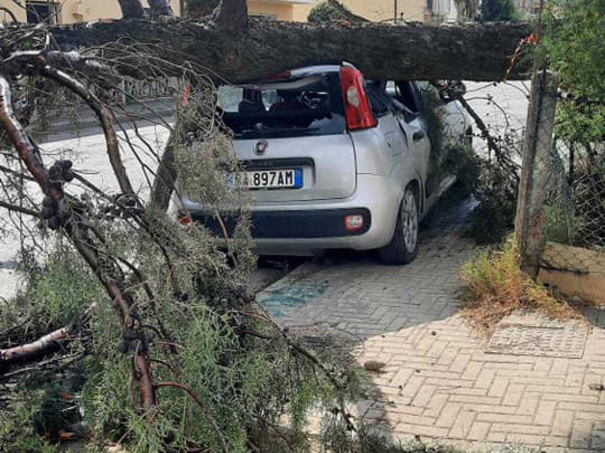 Il Maltempo Non Molla. Temporali Anche In Emilia Romagna, Tornado Nel ...