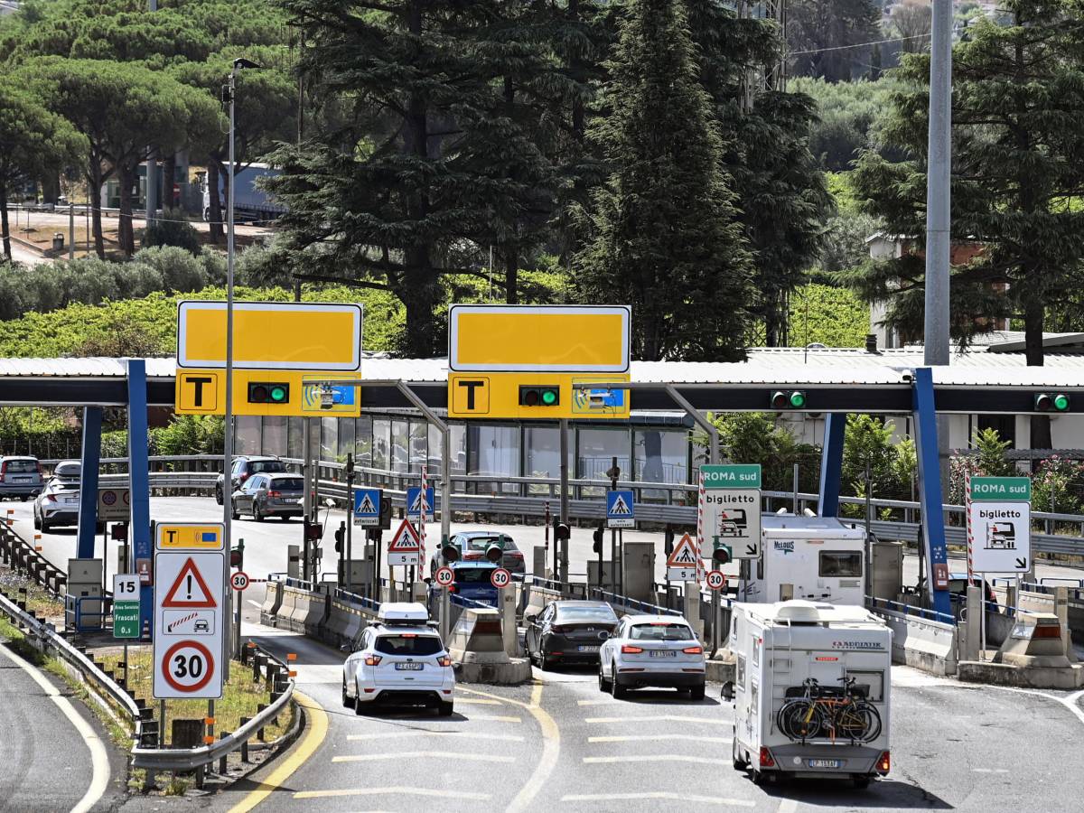 Il Sabato Nero Dei Vacanzieri: Incidenti E Lunghe Code - Il Giornale