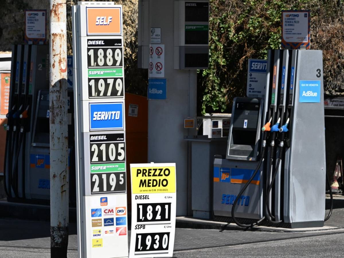 meloni apre alle accise mobili combattiamo speculazione da Ilgiornale.it meloni apre alle accise mobili combattiamo speculazione