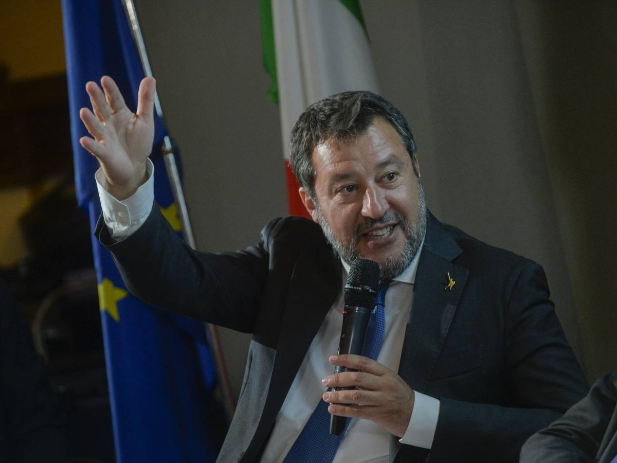 “Ele parece mais um comissário estrangeiro do que italiano”.  Salvini esmagou Gentiloni