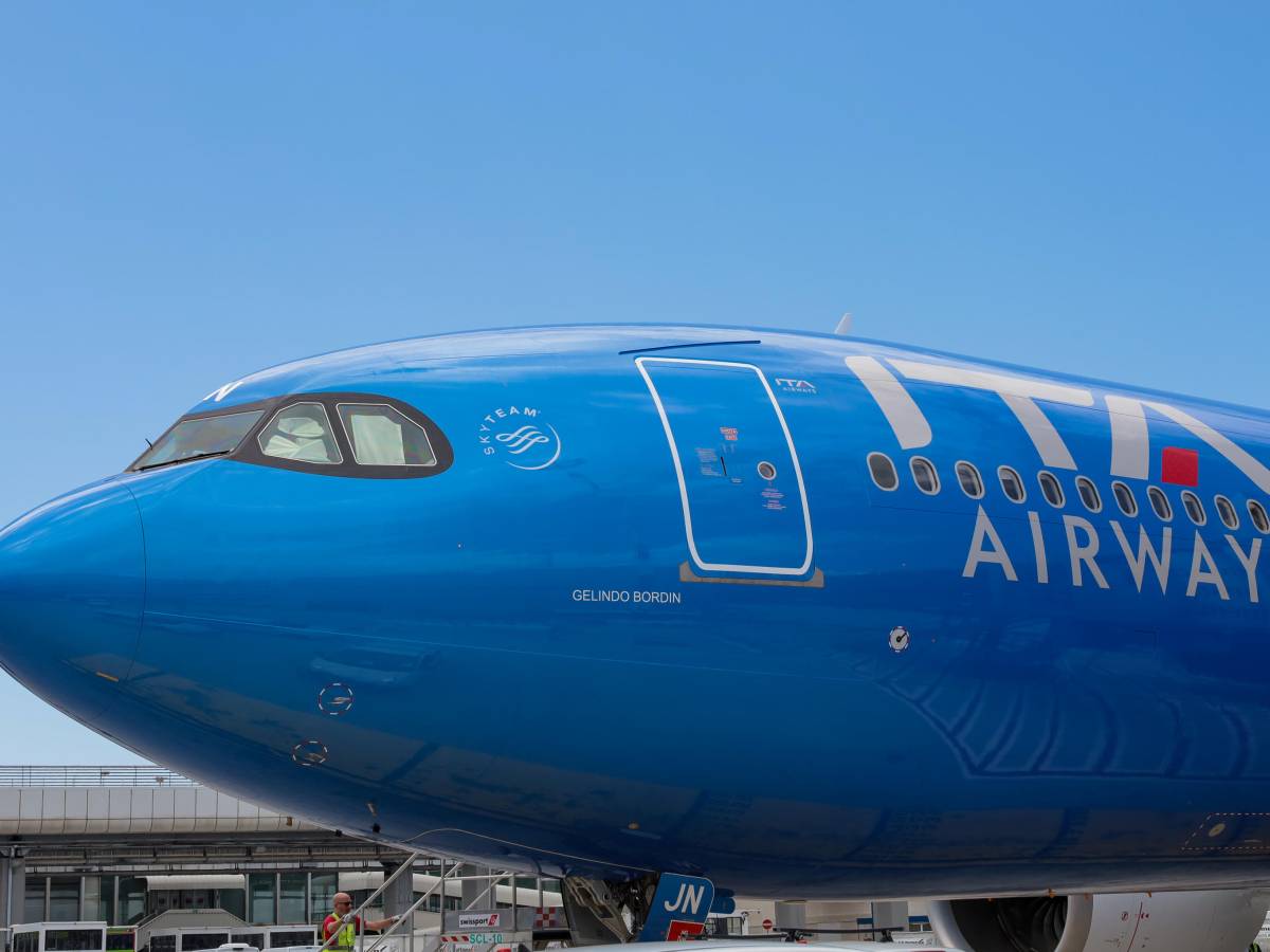 ITA Airways: “Viaggiare in tutti i sensi” nella rinnovata Hangar Lounge di Roma Fiumicino ITA Airways: “Viaggiare in tutti i sensi” nella rinnovata Hangar Lounge di Roma Fiumicino