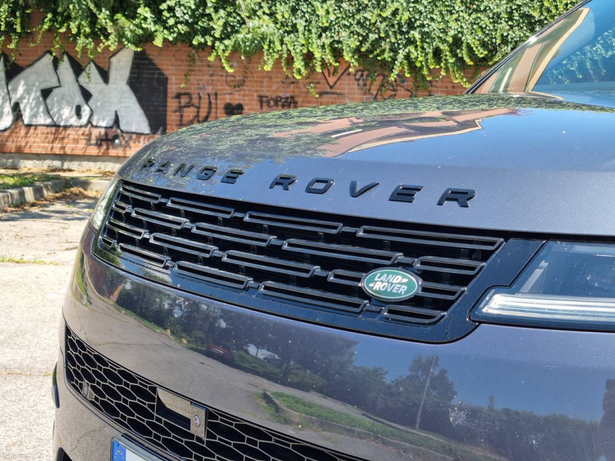 Nuova Range Rover Sport, guarda la gallery della prova  8