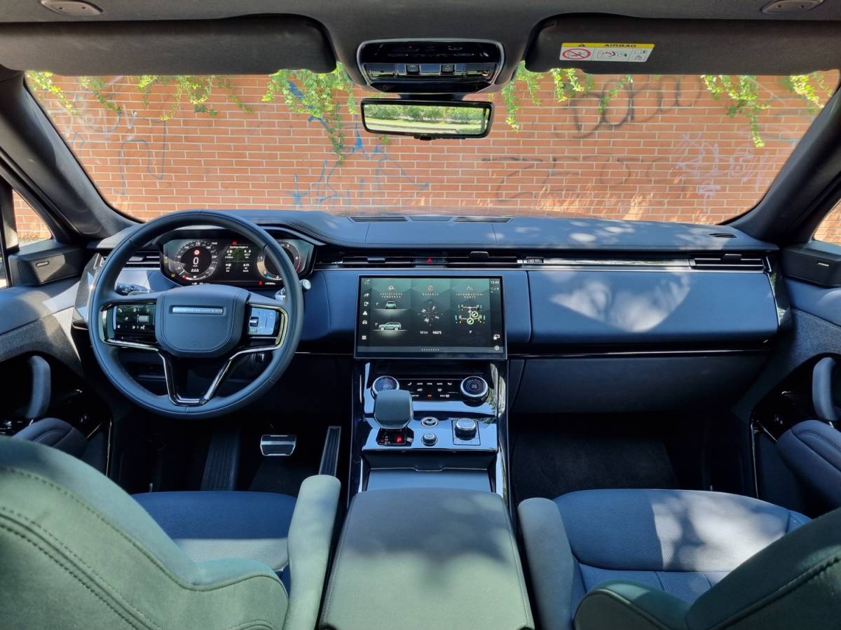 Nuova Range Rover Sport, guarda la gallery della prova  11