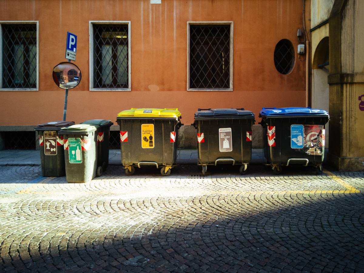 tari rivoluzione in atto ecco cosa cambia con l introduzione della tariffa puntuale sui rifiuti da Ilgiornale.it tari rivoluzione in atto ecco cosa cambia con l introduzione della tariffa puntuale sui rifiuti