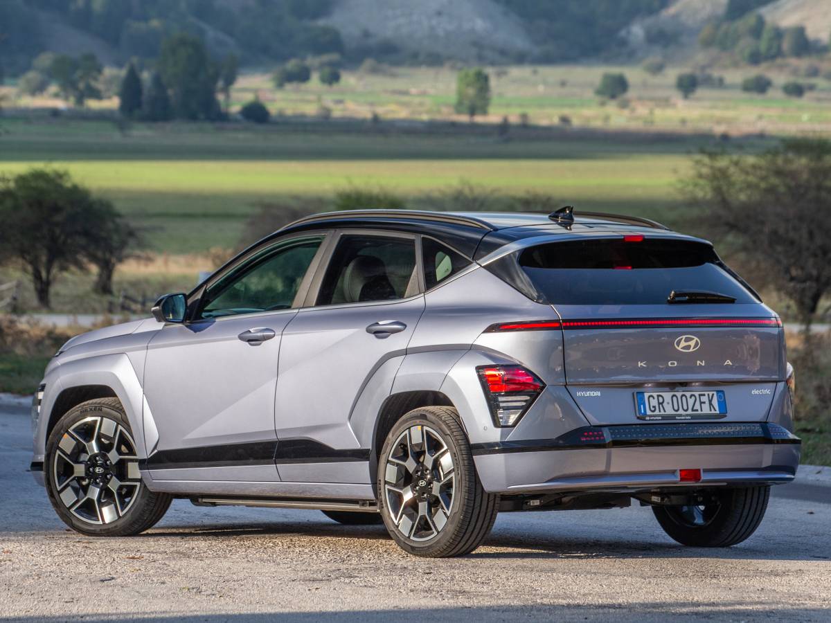 Nuova Hyundai Kona Elettrica, guarda tutte le foto 13