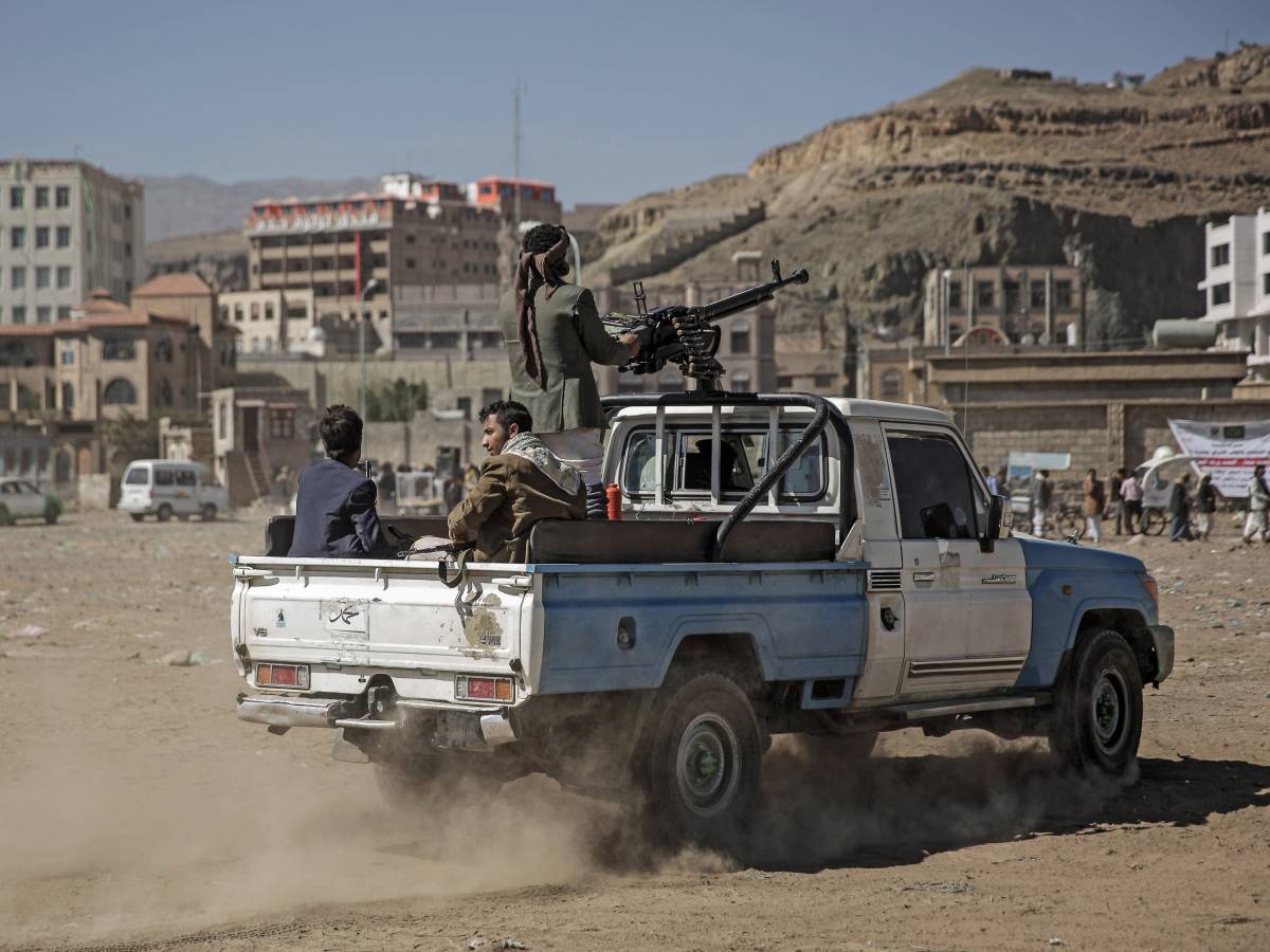 I ribelli Houthi attaccano Israele: così l'Iran 