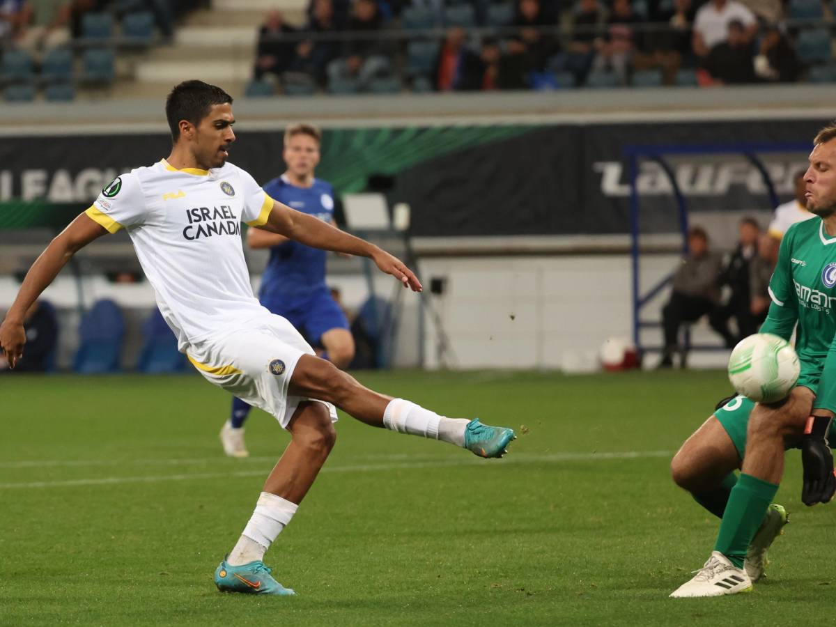 No ai tifosi del Maccabi Tel Aviv, bufera antisemitismo a Birmingham. Ira di Israsele: "Vergogna" No ai tifosi del Maccabi Tel Aviv, bufera antisemitismo a Birmingham. Ira di Israsele: "Vergogna"