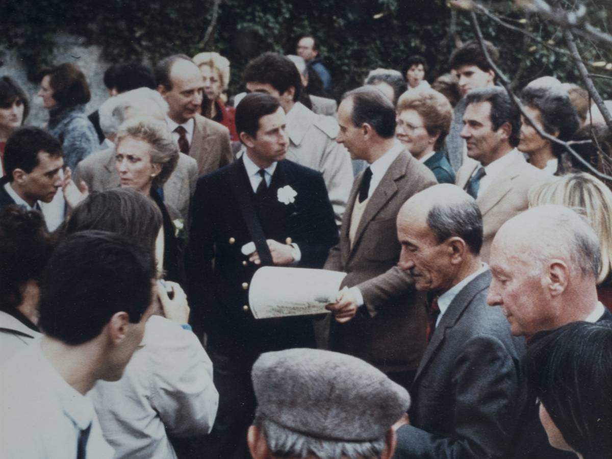 Carlo d'Inghilterra in visita a tenuta Frescobaldi Nipozzano nel 1986 per Impresa eccezionale